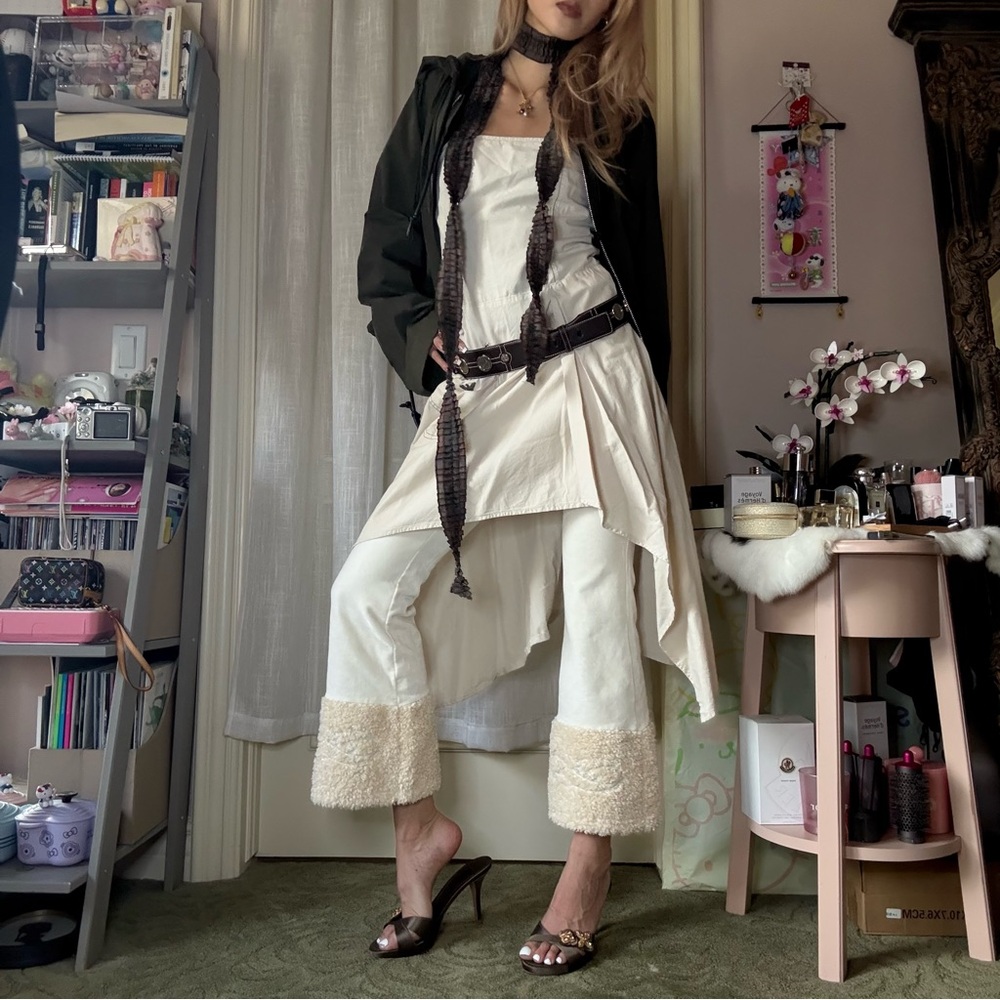 XS Wegangyoung Bell Pants in Cream